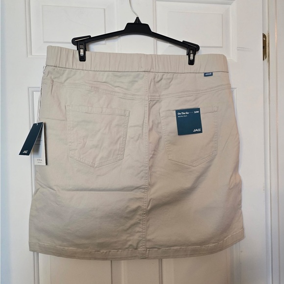 Jag Jeans On The Go Skort Taupe Size 16 NEW Plus 5 Pocket Style Stretch Waist - Picture 6 of 9